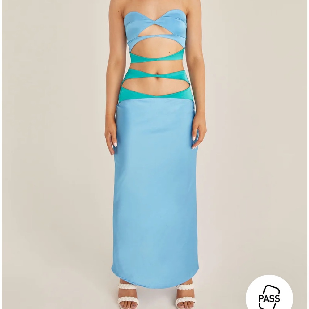 NEW US6 Riley Hubatka x Peppermayo Skirt and Top Set with 2 Free phone charms
